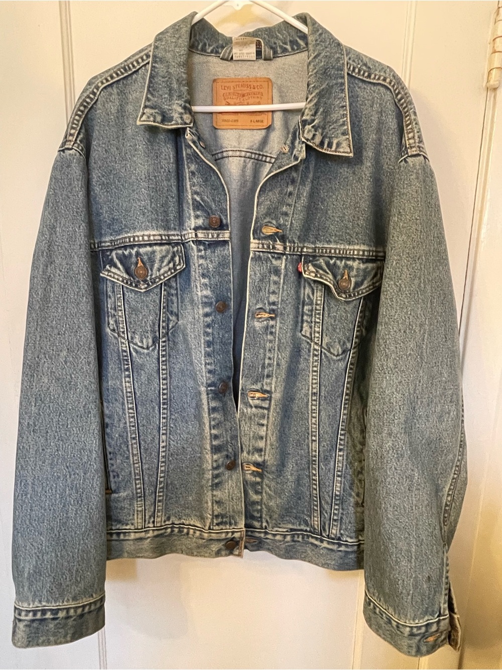 Vintage Levis Jacket Mens XL
Blue Type 3 III Faded Denim
Trucker 90s 70507-0389